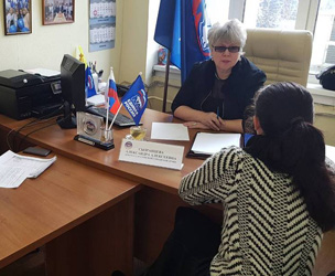 Александра Сызранцева выслушала просьбы избирателей